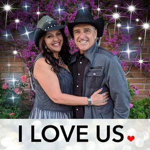 Meet your Posher, Lois